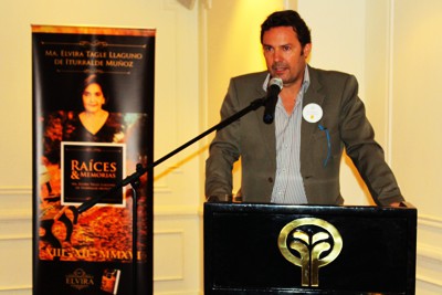 Palabras de Gustavo Gonzlez Garneff  al recibir el  Libro Races & Memorias de sua autora